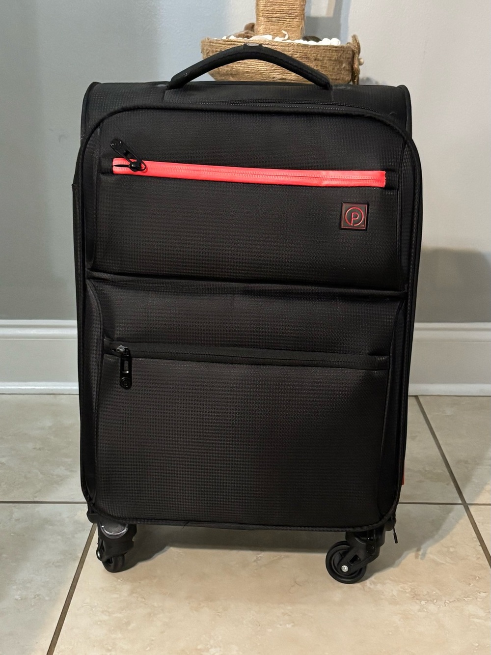Black Carry-On Spinner with Red Accent - Unbranded